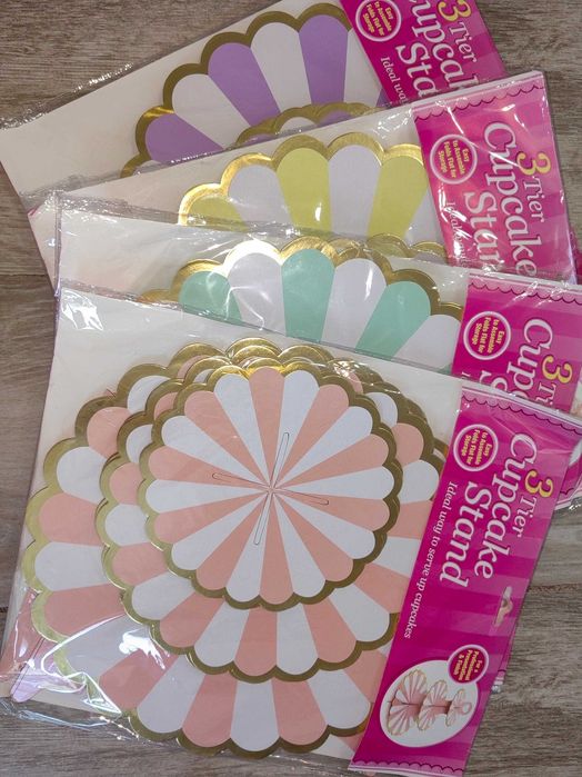 Suport etajat pt prajituri, briose, 2 buc/set, diverse modele