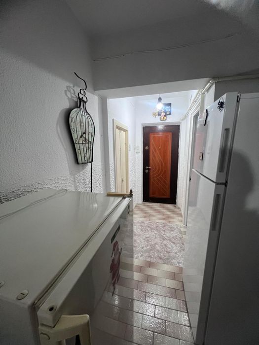 PF vând garsonieră decomandată 32mp+ balcon 6mp, etaj 5/10 centrală