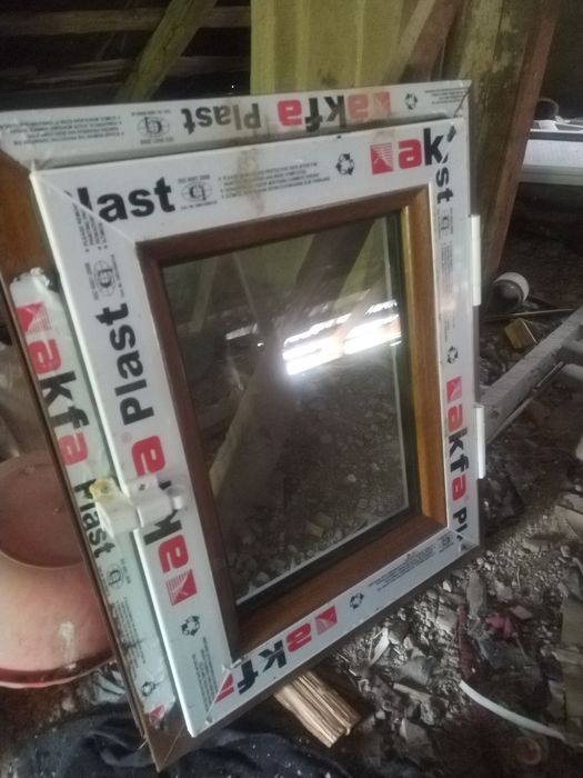 Продаю форточку АКФА