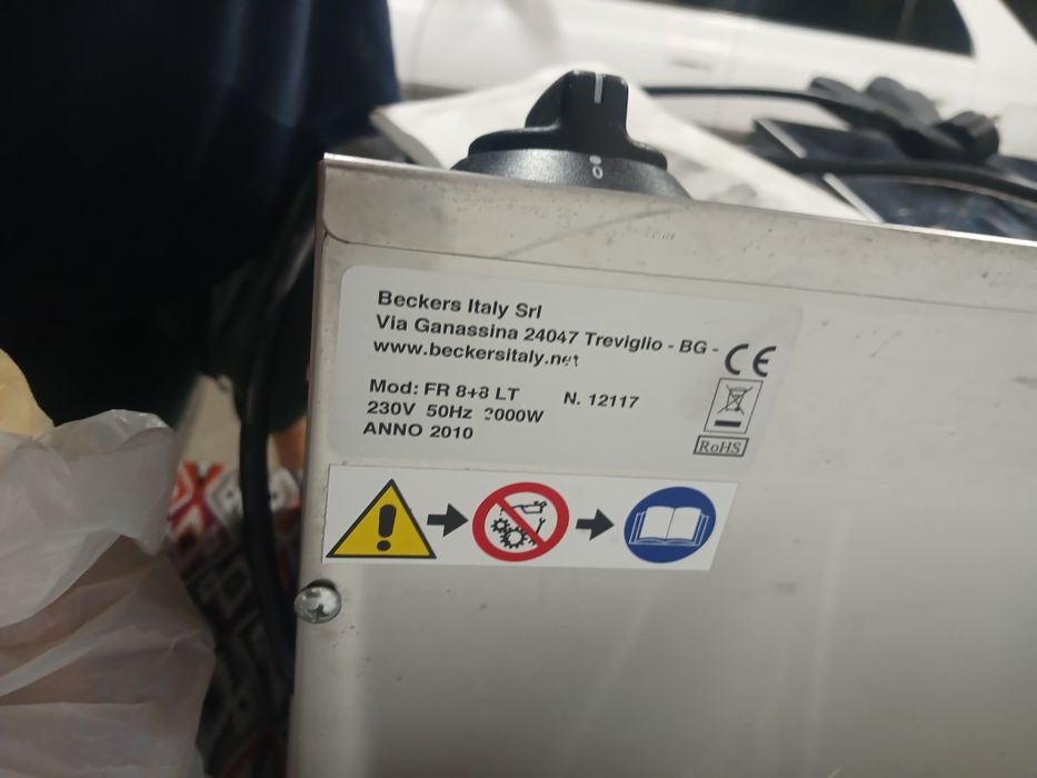 Фритюрница новый beekers 8+8