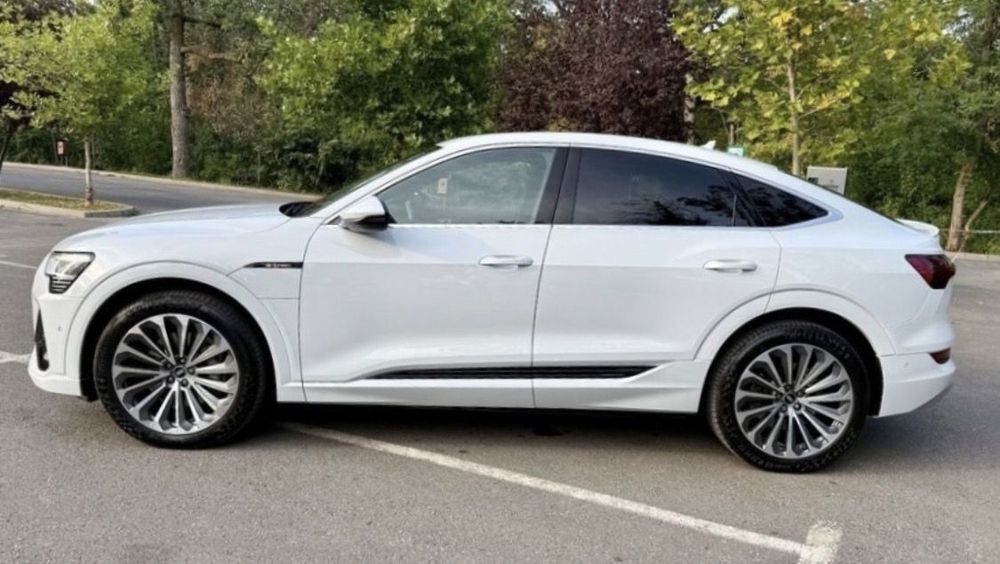 Audi e-tron Audi Q8 e-tron Sline, 89500 km, quattro, perne aer