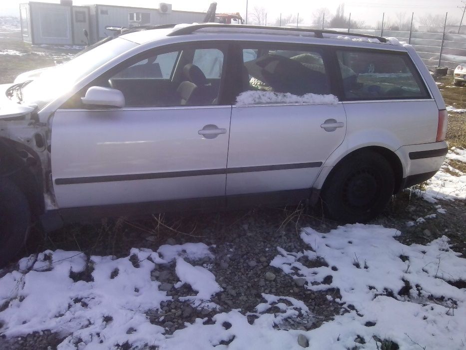 фолксфаген пасат 1.6 бензин 102к.с-2002г,на части