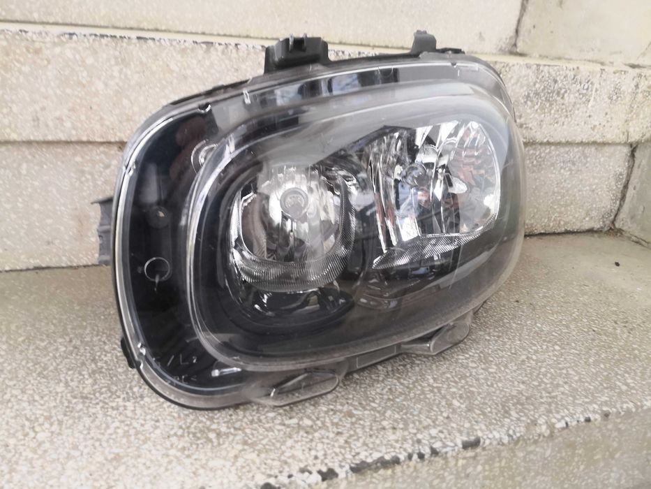 Фар Citroen C3 ляв/Фар Ситроен Ц3 Оригинален