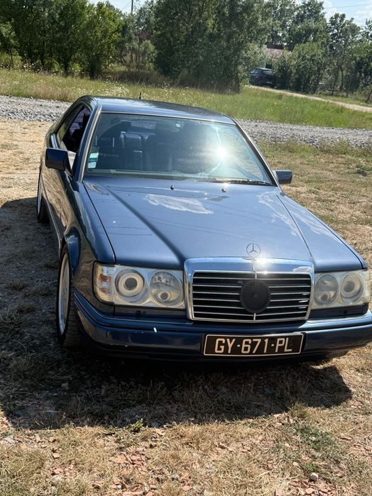 MERCEDES-BENZ E-Class 1992 — imagine 2