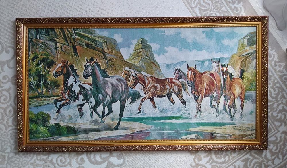 Картины.,в хорошем состоянии