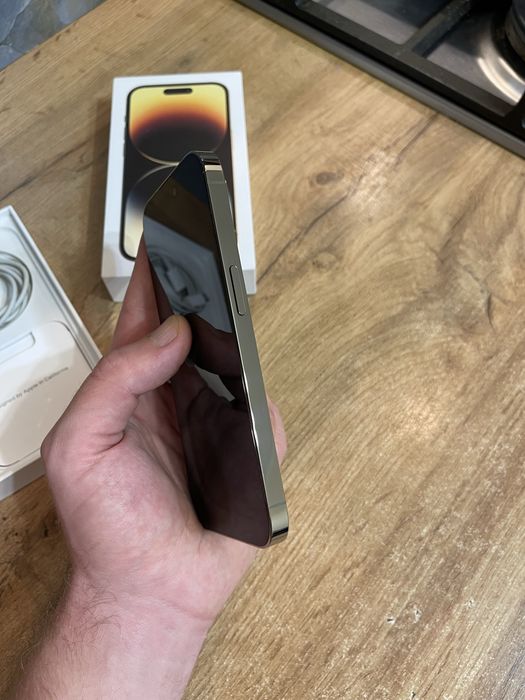 Iphone 14 pro емкость90%