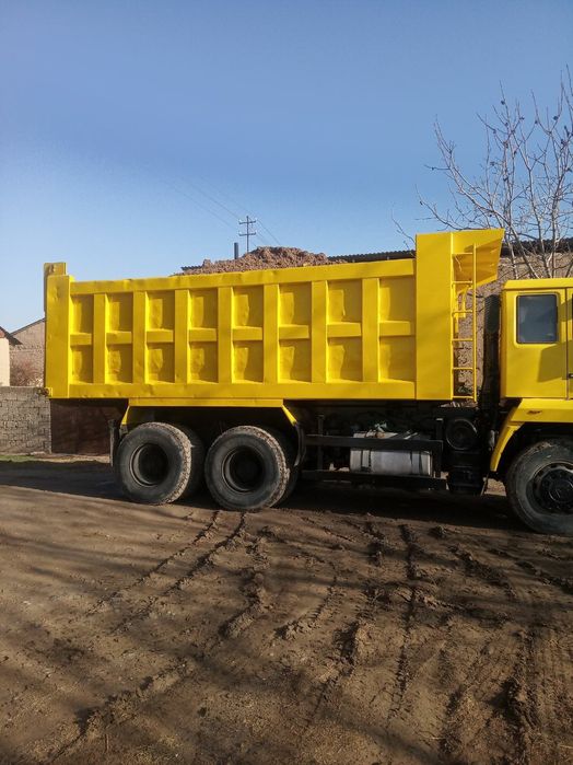 Howo sinotruk sotiladi