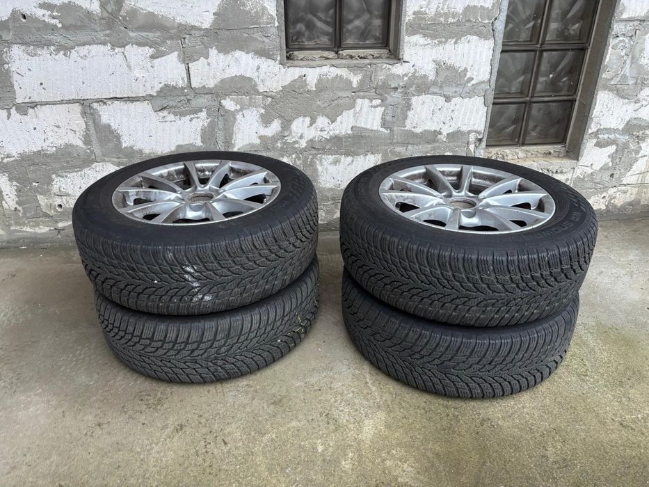 Jante originale BMW style 390 R16 + Nokian anvelope de iarna