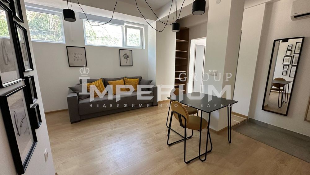 Дава се под наем Двустаен апартамент в Варна, м-т Траката - 67 кв.м за 550 € - Снимка #1