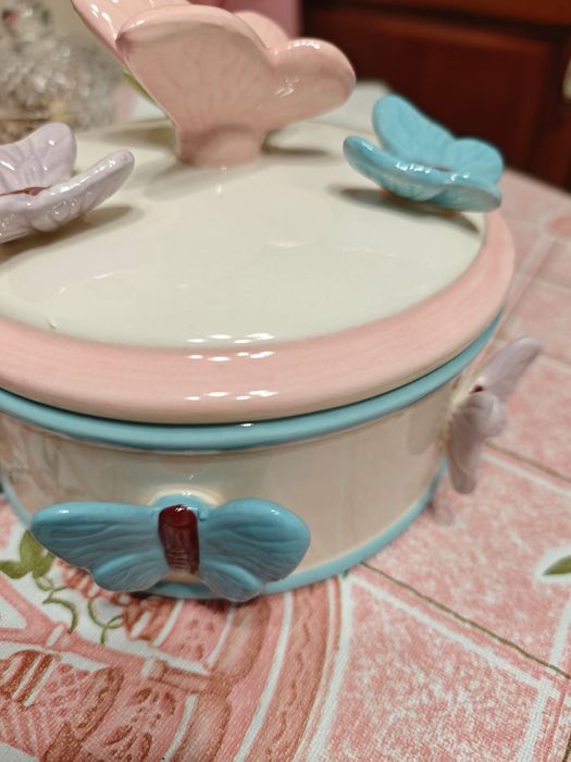 Конфетница с бабочками 15см