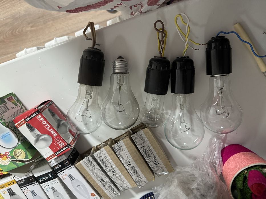 Лампочки разные,энергосберегающие