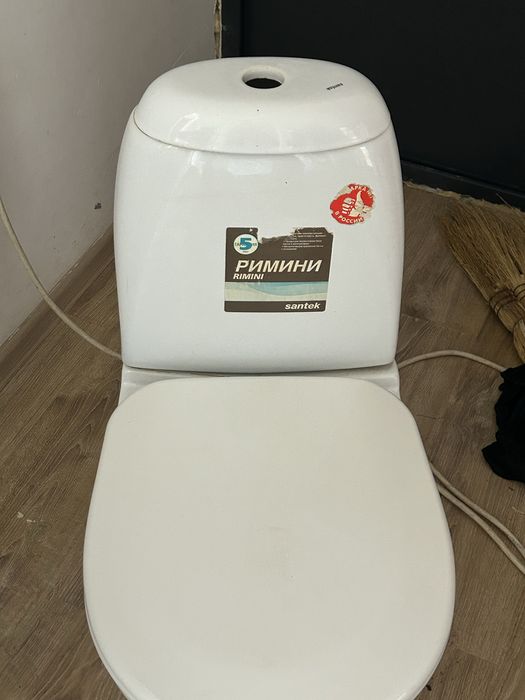 Унитаз сатылады.Жағдайы жақсы