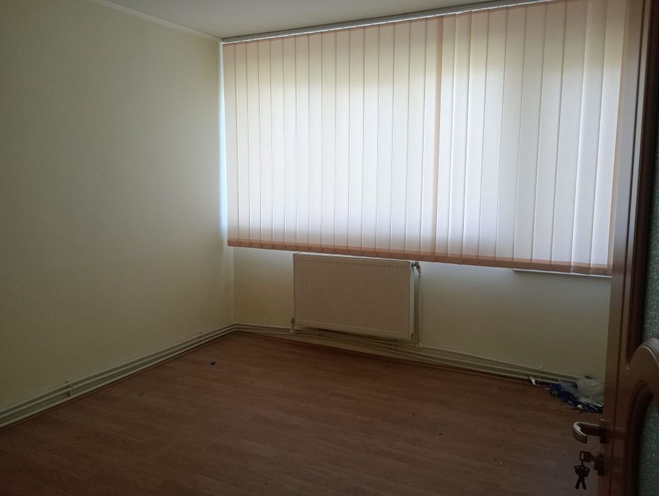 Apartament 2 camere semidecomandat Garii