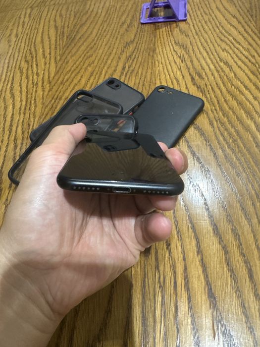 Iphone SE 2020 на 64 gb