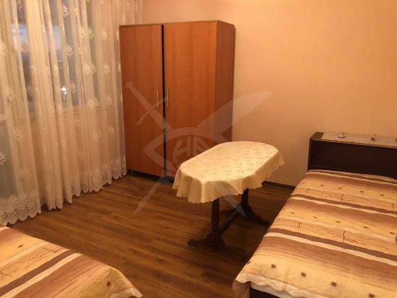 Дава се под наем Тристаен апартамент в Пловдив, Кършияка - 100 кв.м за 518.67 € - Снимка #2