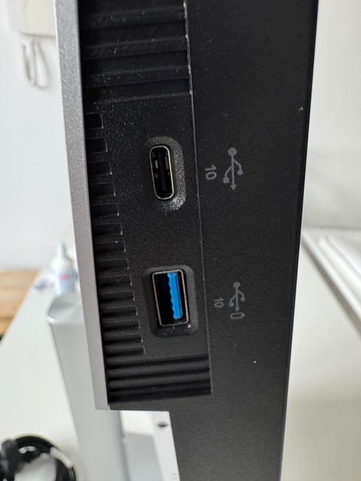 Монитор 27" Dell U2723QE UltraSharp 4K, 3840x2160, IPS, 60 Hz- U2723QE