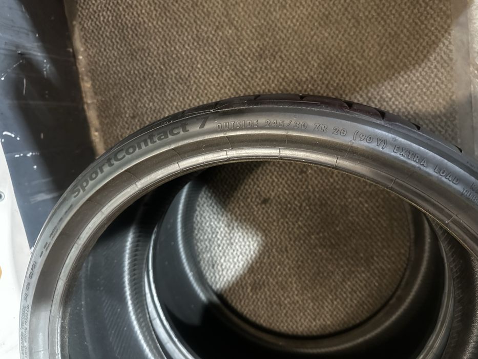 245/30 ZR20 90Y XL - Continental Sport Contact 7 Oferta