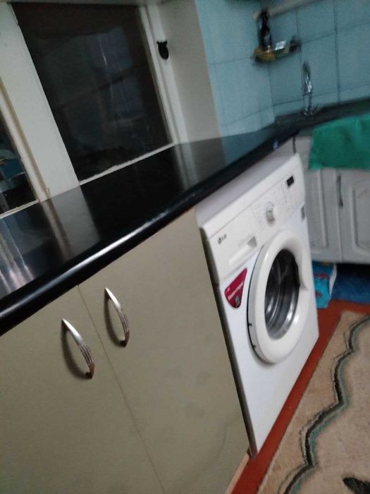 Guliston shaxrida, 4 mikrarayonda, 2 xonali uy ijara