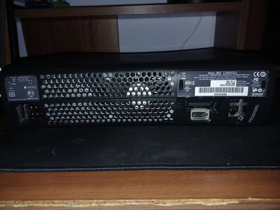 Xbox 360 Elite 120gb cu NXE