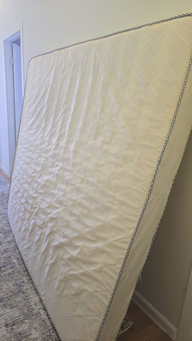 Продам матрас 180×200