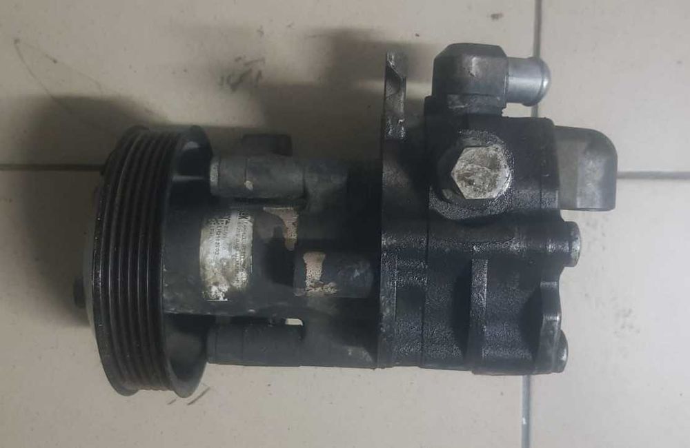 Pompa servo injectie ulei Chiulasa Actuator turbina ECU BMW X5 E70 M57