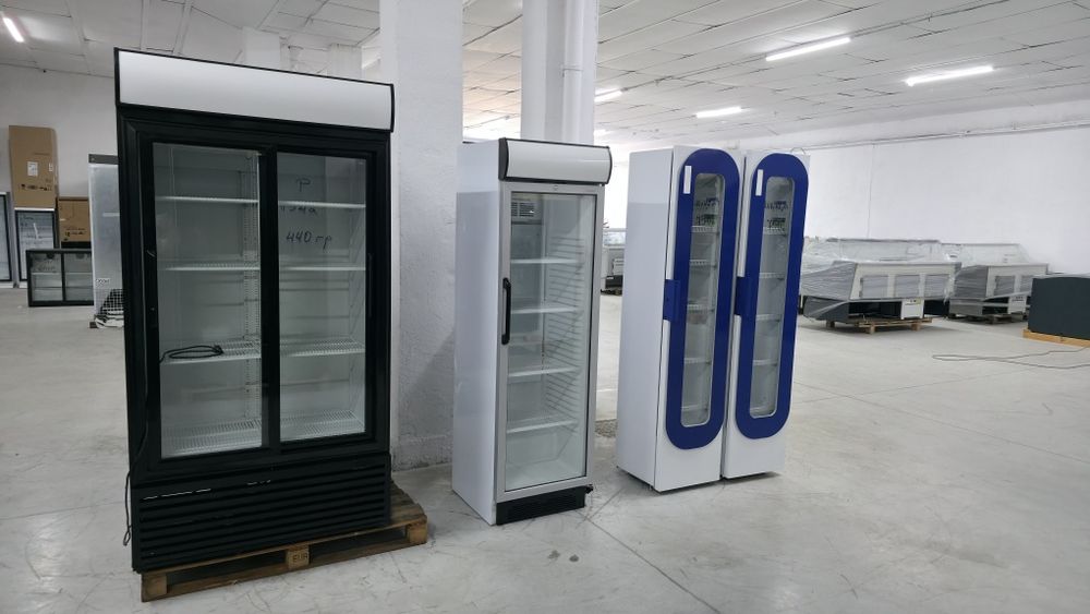 Хладилна витрина 200х60х60