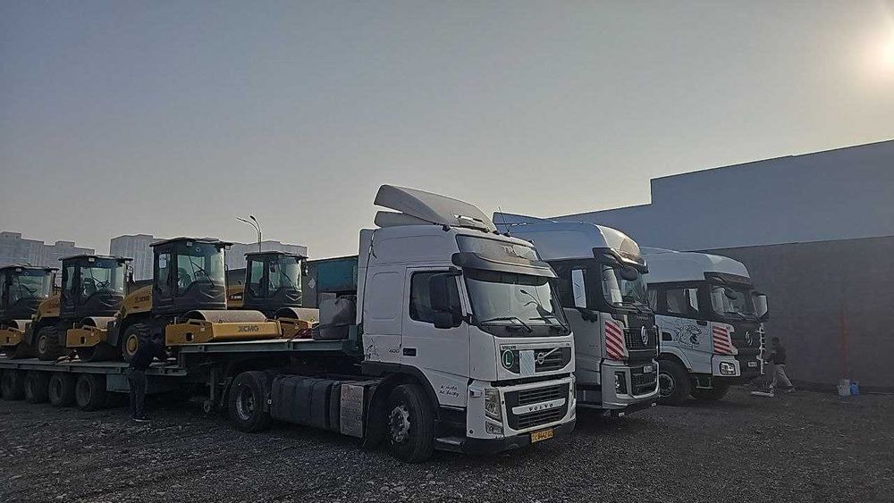 Одновальцовый грунтовый каток XCMG XS65J с механическим приводом.