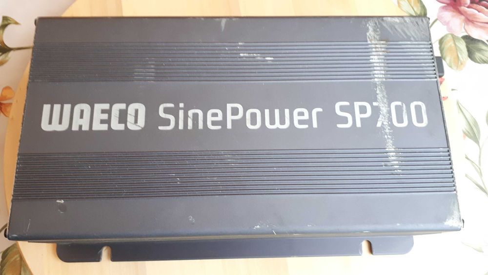 Продавам висок клас инвертори Sinergex и Waeco