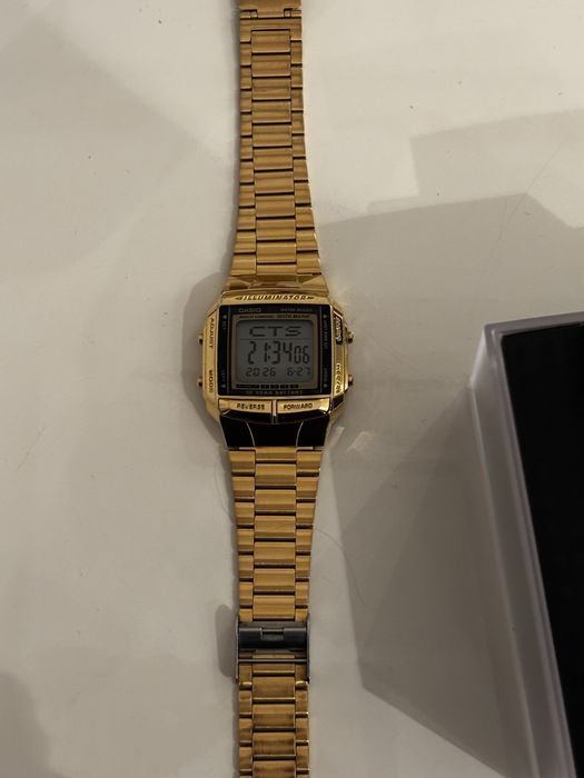 Casio Rich Gold Часовник 50 евро