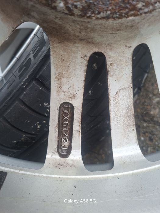 17 цола алуминиеви джанти с гуме за SUZUKI