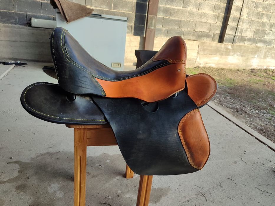 Продам седло для лошади