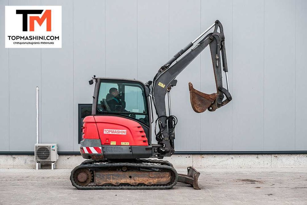 Наем на багер VOLVO ECR 48 5000кг