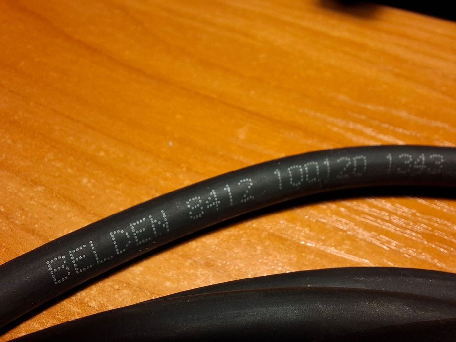 Cabluri audio RCA premium Belden 8412 / Switchcraft 3502AAU