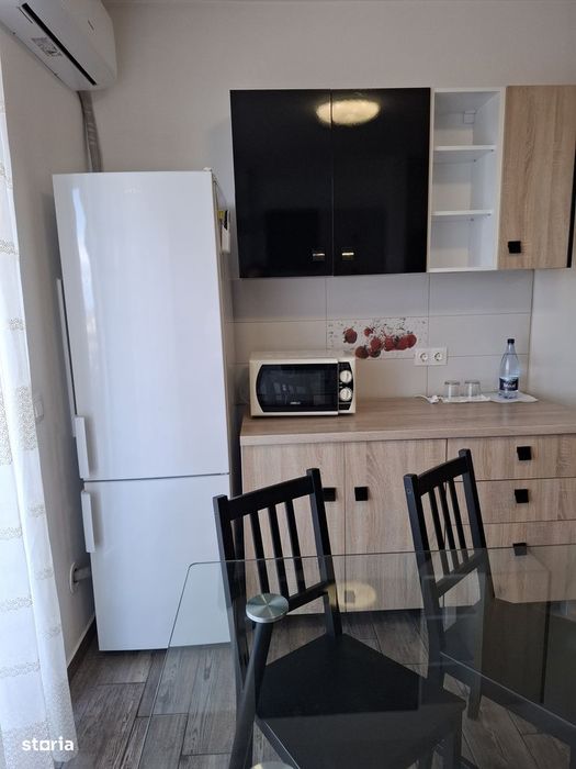 Apartament 3 camere Tractoru Coresi