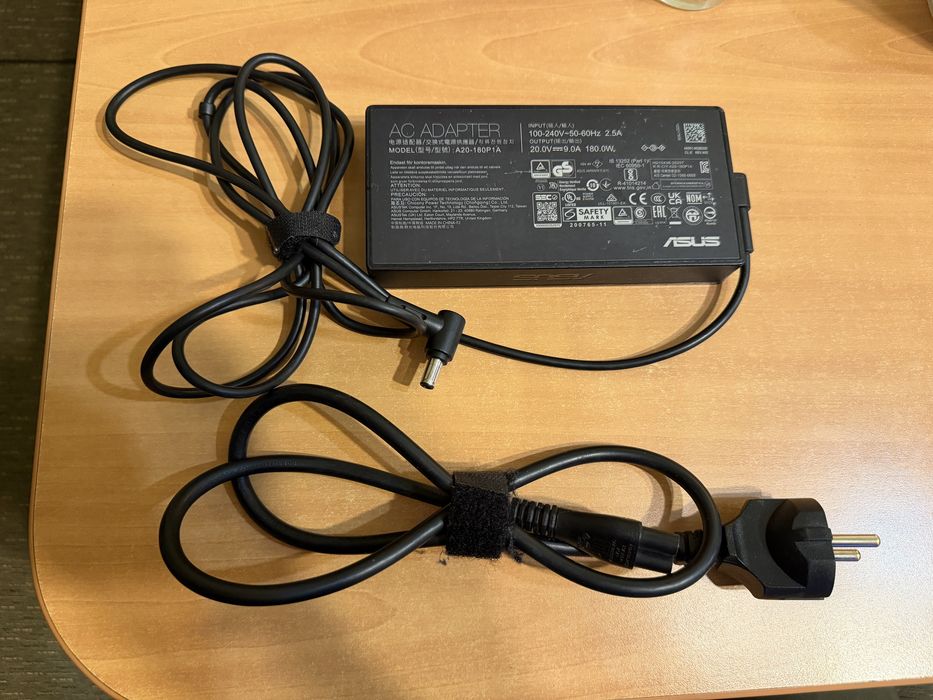 Адаптер за лаптоп Asus 180w оригинално