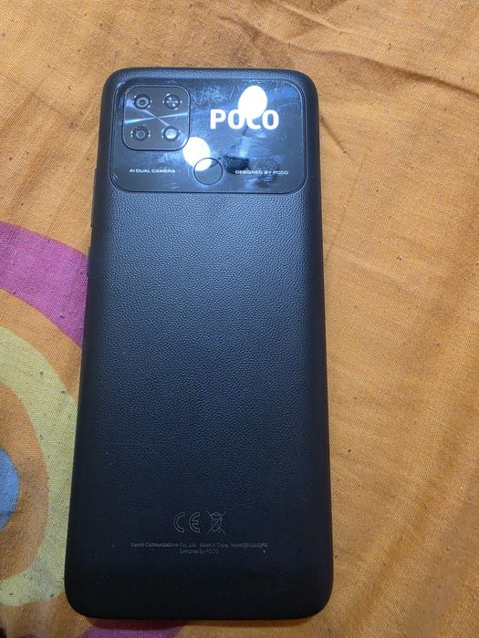 Телефон poco c40