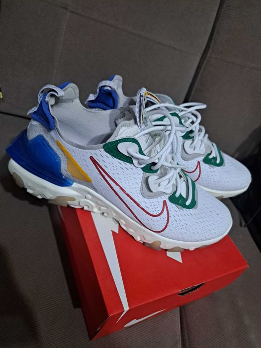 Vand adidasi Nike React Vision Royal