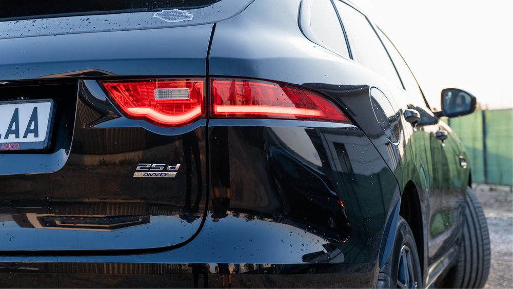 Jaguar F-Pace R-Sport 2.0 Diesel, 25D, 241CP, 2019.