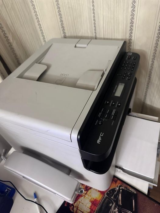 Продам МФУ Brother MFC-1815R , принтер