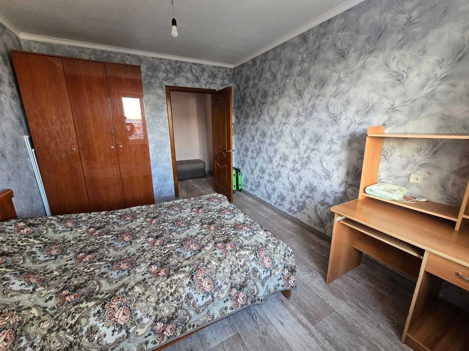 Продам 2- комнатную квартиру в 19 микрорайоне