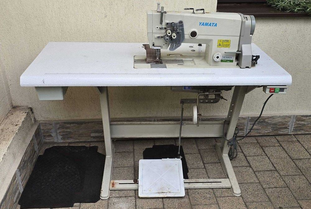 ând mașină de cusut industrială YAMATA FY84 cu doua ace