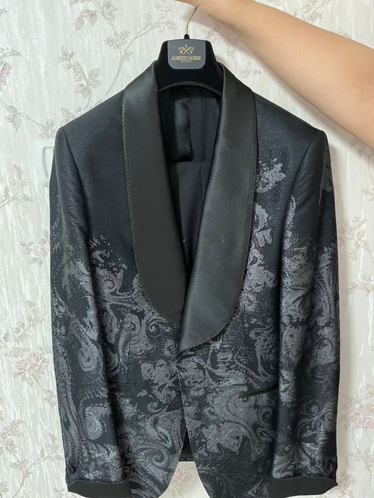 Costum Alberto Dobre