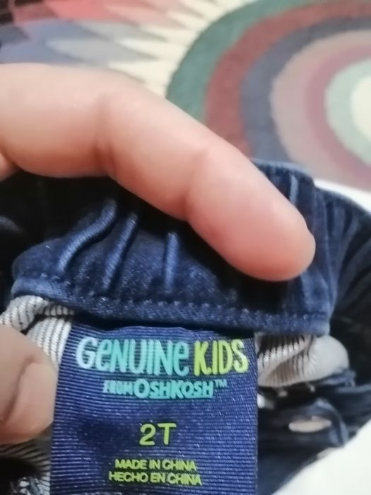 Красивенькие джинсовые шортики для девочки 2х,3х лет