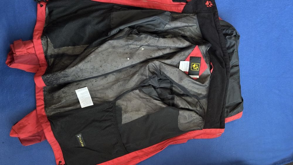 Дамскo яке Wolfskin, размер M
