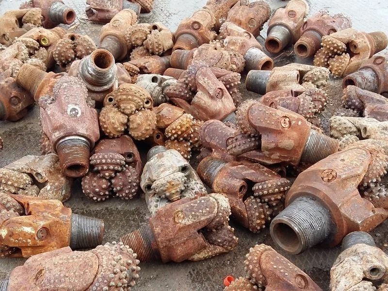 Долото буровые коронки шарошки победит