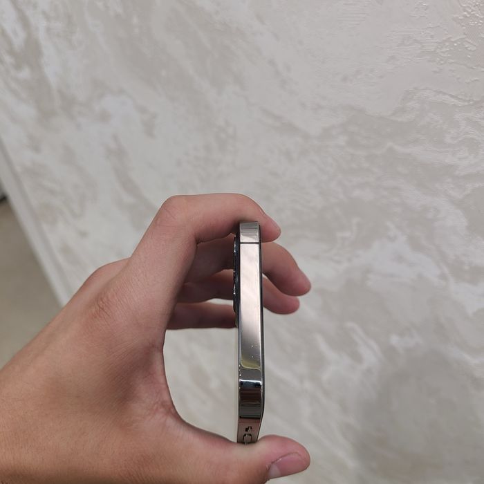 Iphone 12 pro ideal