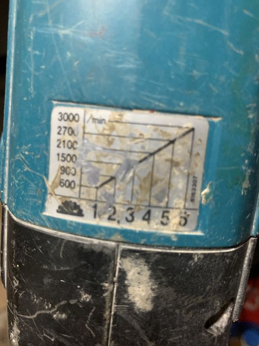 Masina polishat makita,