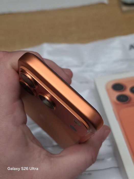 iPhone 17 Pro  256GB Cosmic Orange Като Нов! Гаранция!