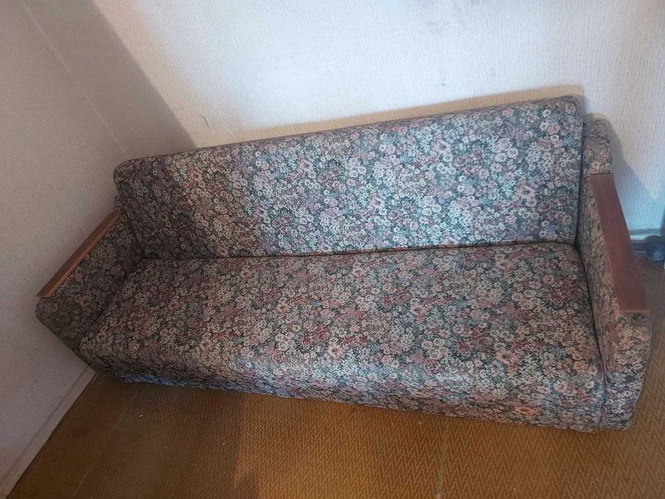 Диван-кровать Б/У