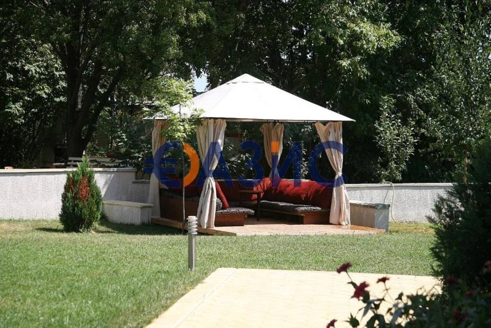 Продава се Двустаен апартамент в Обзор - 66 кв.м за 386 €/кв.м - Снимка #12